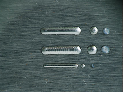 <a href='http://www.sbkb.com.cn/product/3.htm' class='text_a'>模具激光焊機</a>修復(fù)鏡面模具效果